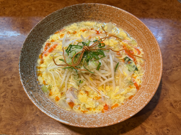 「玉子冬らーめん950円」@LOVE&SALT らーめん味やの写真
