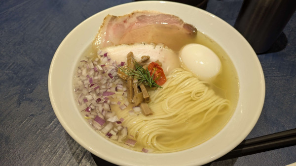 「塩ラーメン シグネチャー」@Ramen金碧の写真