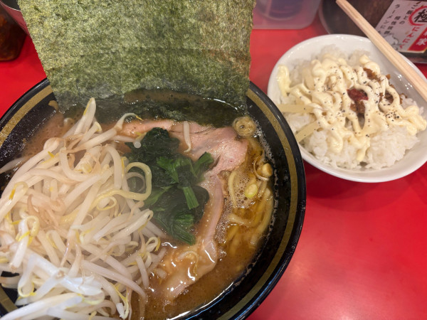 「らーめん　ご飯食べ放題」@大輝家直系家系ラーメン 大総家の写真