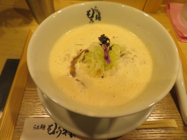 「鶏白湯ラーメン」@らぁ麺 もう利 半蔵門店の写真