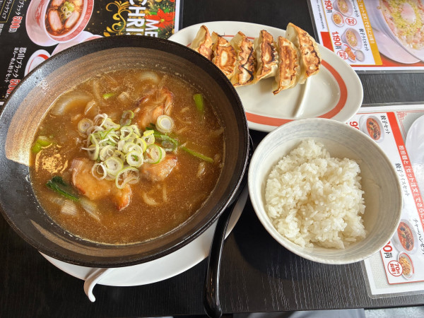 「和風カレーラーメン餃子セット(1090円)」@幸楽苑 北茨城店の写真