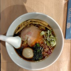 味玉黒醤油ラーメン