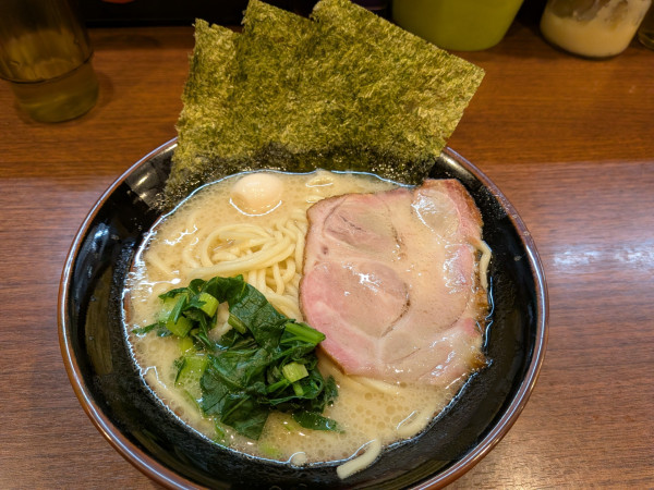 「塩ラーメン」@横浜家系ラーメン 大岡家 鶴川店の写真