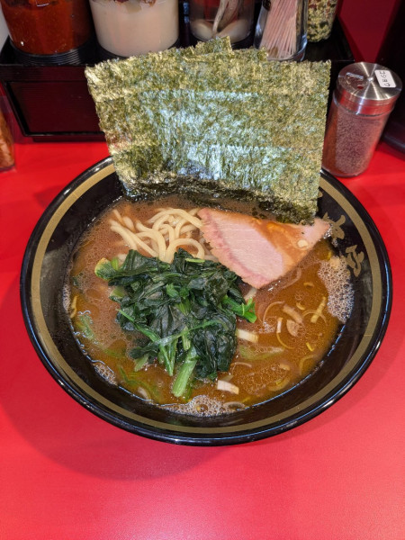 「ラーメン(並)麺やわらかめ¥500(12/20のみOp価格、通常」@横浜家系ラーメン 十三代目野中家の写真