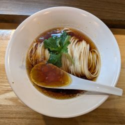 （梅）かけそば 醤油+具材の盛り合わせ