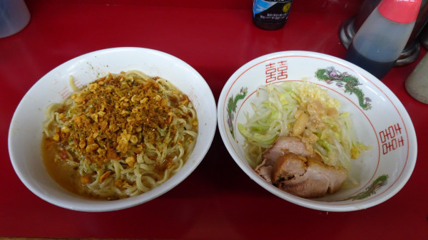 「ラーメン100％（950円）＋あったかい賄い汁あり」@ラーメン二郎 相模大野店の写真