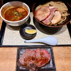 チャーシューつけ蕎麦大1700辛100+ロービー500