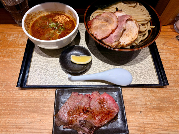 「チャーシューつけ蕎麦大1700辛100+ロービー500」@中華蕎麦 ひら井の写真