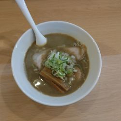 こいくち煮干そば 太麺 850円