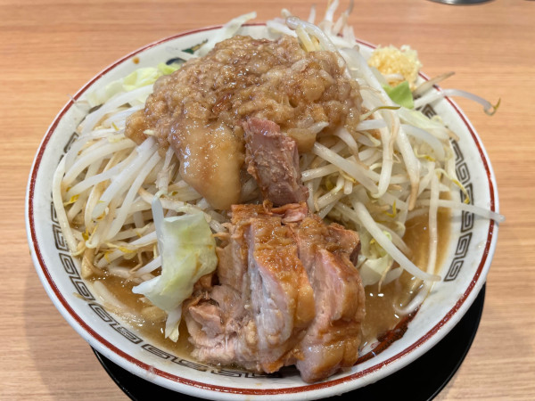 「小ラーメン全マシ　￥１０００」@豚山 刈谷店の写真