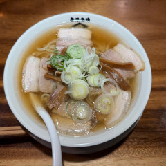 別邸 ヤマスズメの画像