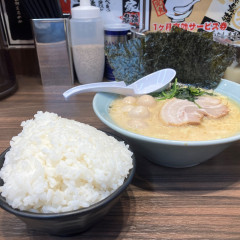 横浜家系ラーメン 飯田橋 魂心家の画像