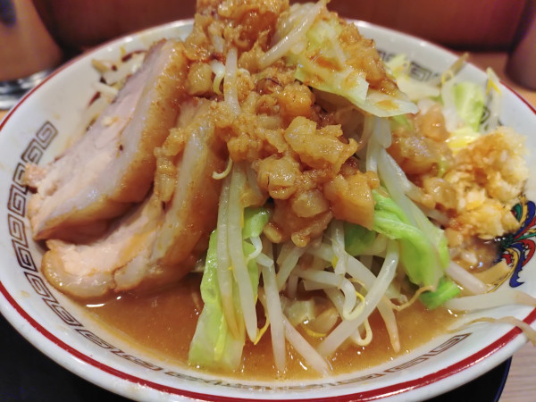 「小ラーメン、全部」@豚山 名古屋太閤口店の写真