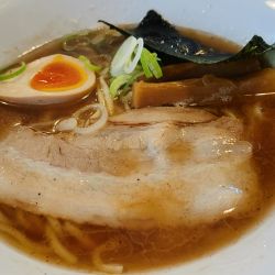 バリ出汁醤油らーめん