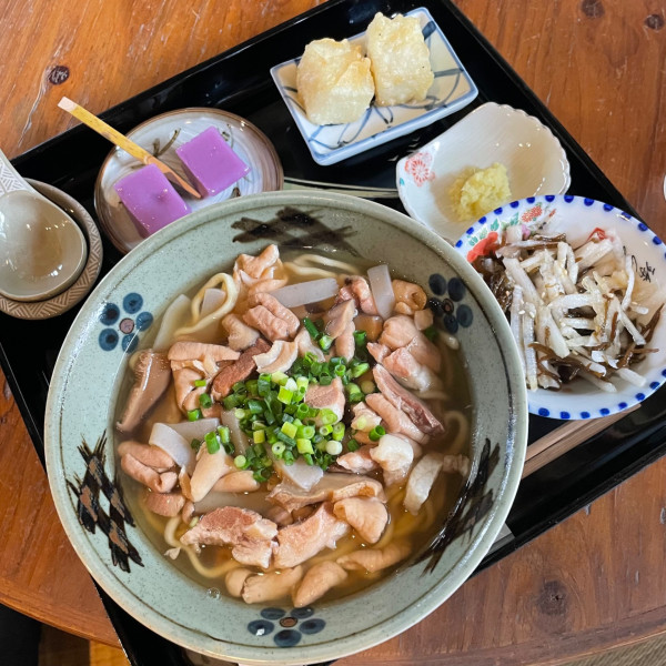 「中身そば膳 1,480円」@古民家食堂 てぃーらぶいの写真