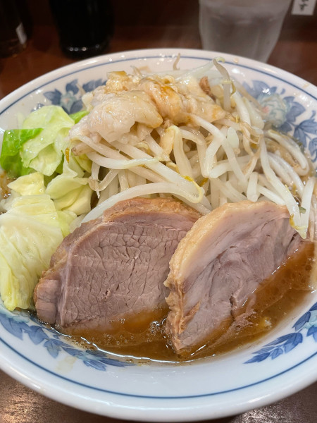 「らーめん 柔らかめ 野菜増し 背脂 味濃いめ」@らーめん陸の写真