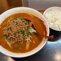 台湾ラーメン（1100）大盛（150）ライス（150）