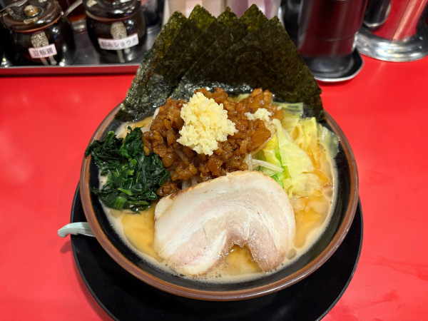 「家系二郎　のりTP」@横浜家系ラーメン ええが家 千種駅前店の写真