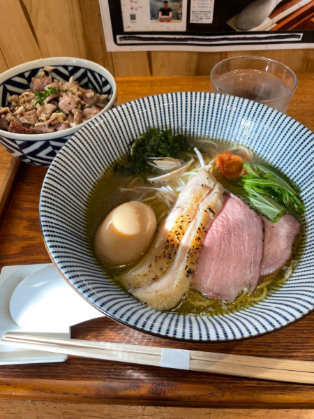 「特製貝塩ラーメン¥1,450＋炙り肉飯¥350」@麺屋 玄洋の写真