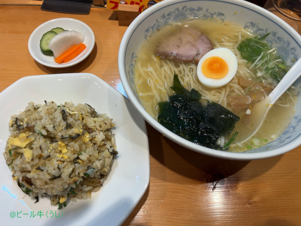 「ランチ限定セット　ゆず塩ラーメン、半高菜チャーハン(1100円)」@ヒマラヤラーメン 西口本店の写真