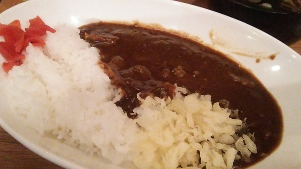 「勘兵衛のザ・ビーフカレー 800円」@中村麺兵衛 池袋東口店の写真