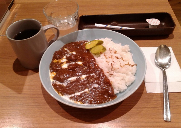 「ビーフカレー(950円)+ホットコーヒー(350円)」@CONFECTIONERY MIMATSUの写真
