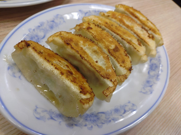 「焼き餃子、水餃子、海老水餃子」@ぎょうざの満洲 伊勢崎駅前店の写真