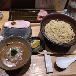 つけめん（あつもり＆純無雑豚骨つけダレに変更）+α