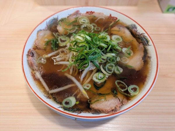 「「ラーメン(並)」990円」@本家 第一旭 新宿店の写真