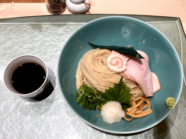 「【限定】小麦そば (冷やし)」@らぁ麺 花萌葱の写真