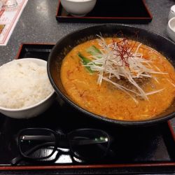 特製担々麺(辛さ普通)ライス付き