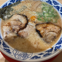 九州らーめん亀王 JR新大阪駅店の画像