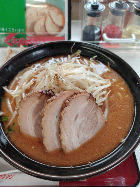 「味噌チャーシュー3枚　大盛　もやし増し」@くるまやラーメン 和光店の写真