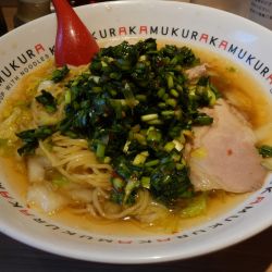 おいしいラーメン 麺硬め＋サービス味玉