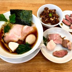 味玉肉増し醤油そば+鴨チャー