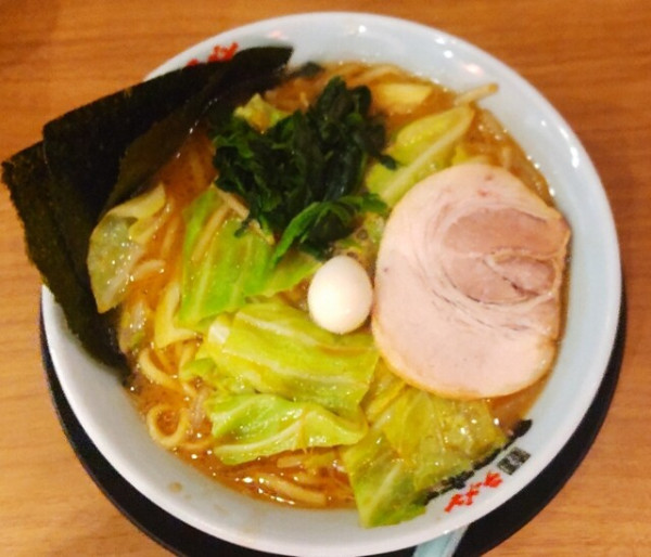 「味噌ラーメン 900円」@町田商店 福島西口店の写真