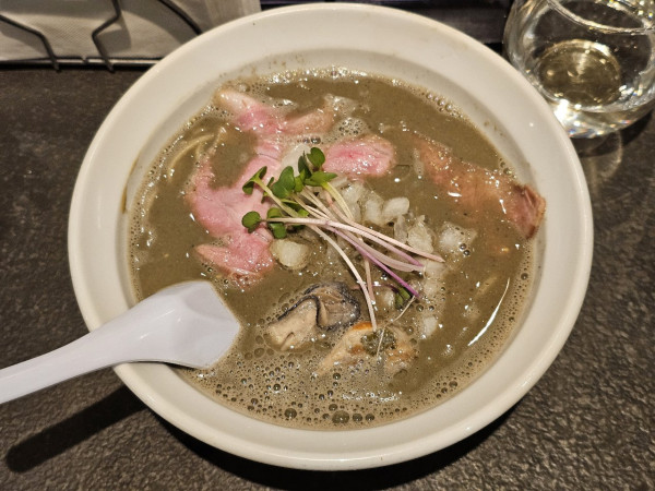 「【限定】濃厚牡蠣蕎麦 1400円」@丿貫 東京の写真