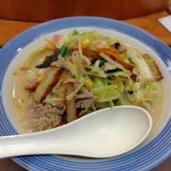 野菜たっぷりちゃんぽん　990円