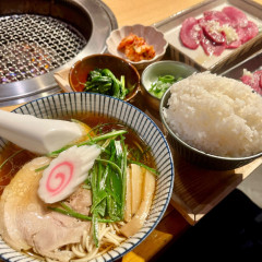 肉のフジヤマの画像