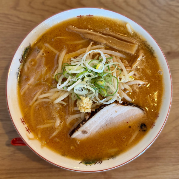 「みそラーメン（900円）」@みそラーメン専門店 みつぐの写真