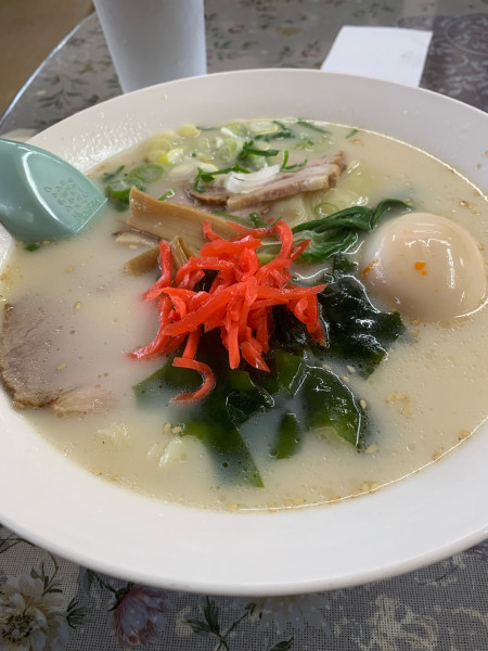 「とんこつチャーシューワンタンメン(半熟卵)」@好栄の写真