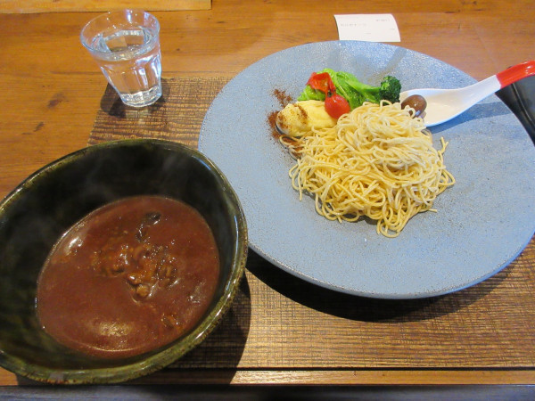 「近江牛スジのプレゼ（１５００円）＋カルボナーラ５００円」@soisの写真