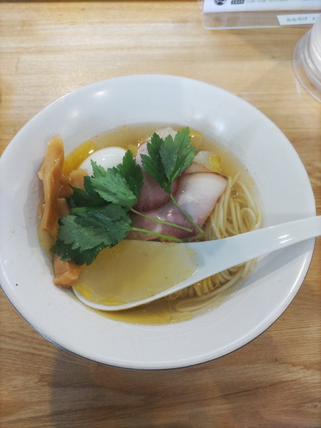 「松 特上中華そば」@自家製麺 くろ松の写真