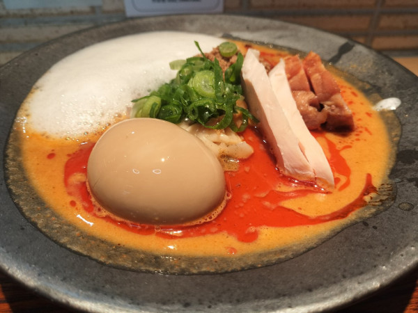 「特撰赤のとりこ」@麺屋周郷 鶏のとりこの写真