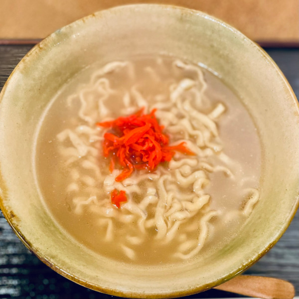 「素そば 500円」@化け猫食堂の写真