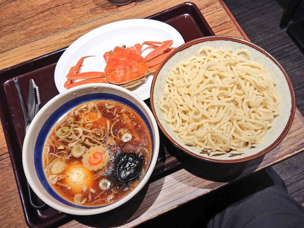 「特製もりそば、香箱ガニ」@お茶の水、大勝軒の写真