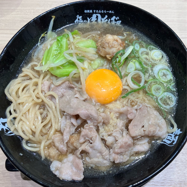 「秘伝のにんにく醤油肉そば815円(通常価格858円）」@伝説の肉そば屋 ららぽーとTOKYO-BAYの写真
