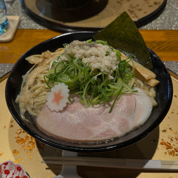 「にぼし醤油中華そば」@中華そば 凜星の写真