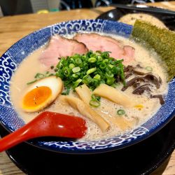 鶴亀堂 名東極楽店の画像