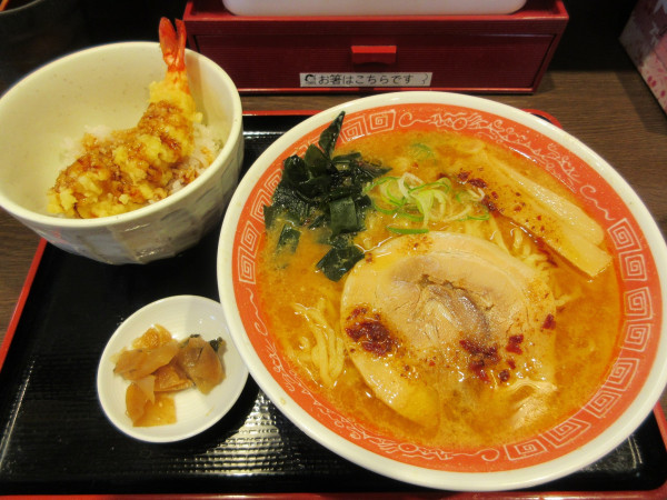 「味噌らーめん＋ミニえび天丼（１３２０円）」@めん六や 茨城土浦店の写真